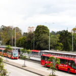 La estación de Transmilenio ‘Universidades’ renueva su nombre, ahora es ‘Universidades – CityU’