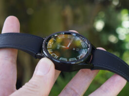 Google desea ganar la guerra de los relojes inteligentes con su IA.